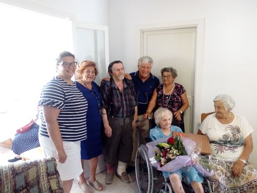 /ajuntament/ca/documentos/imatges_noticies/centenaria-m.jpg